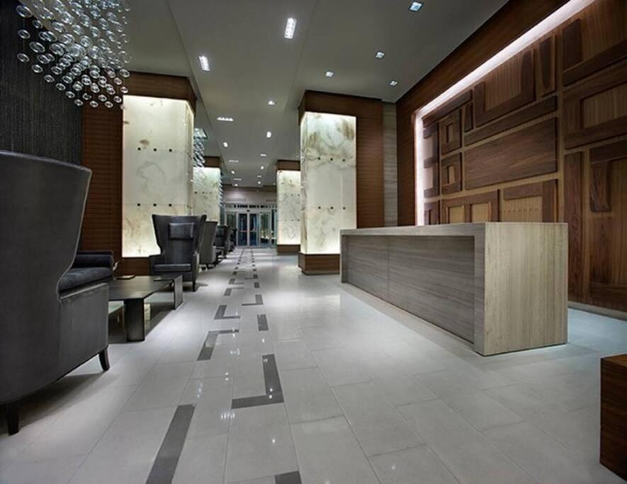 Апартаменты Toronto Lofts Экстерьер фото